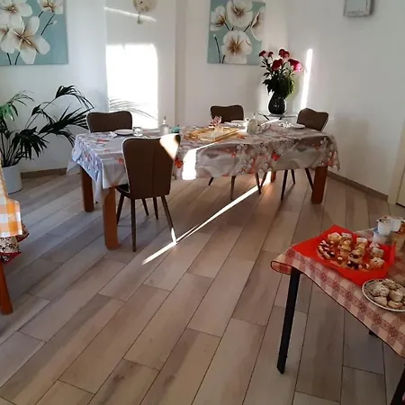 Frühstückspension Canavaccio 3*